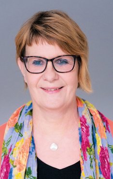 Martina-Schu.jpg