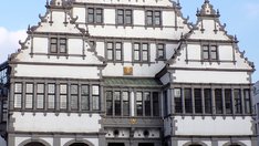 ratssaal-fassade.jpg